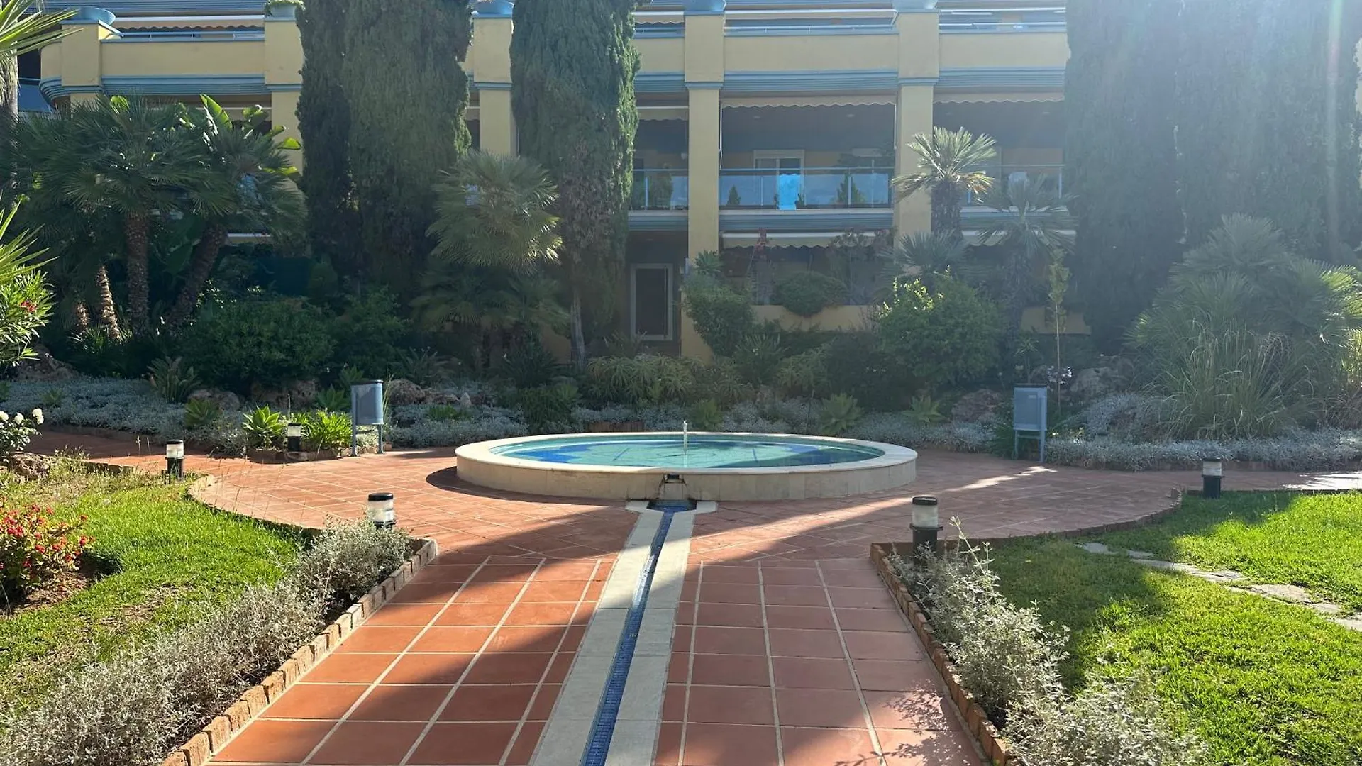 Apartamentos Playa Bahia Marbella Elizabeth Luxury